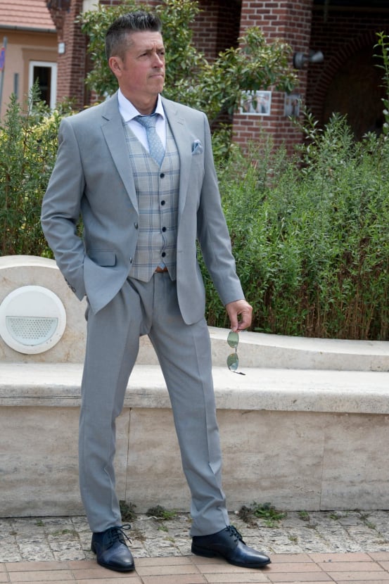 Férfi öltöny mellény szett